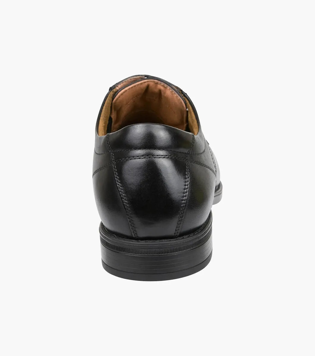 Florsheim Brookfields M School Shoe